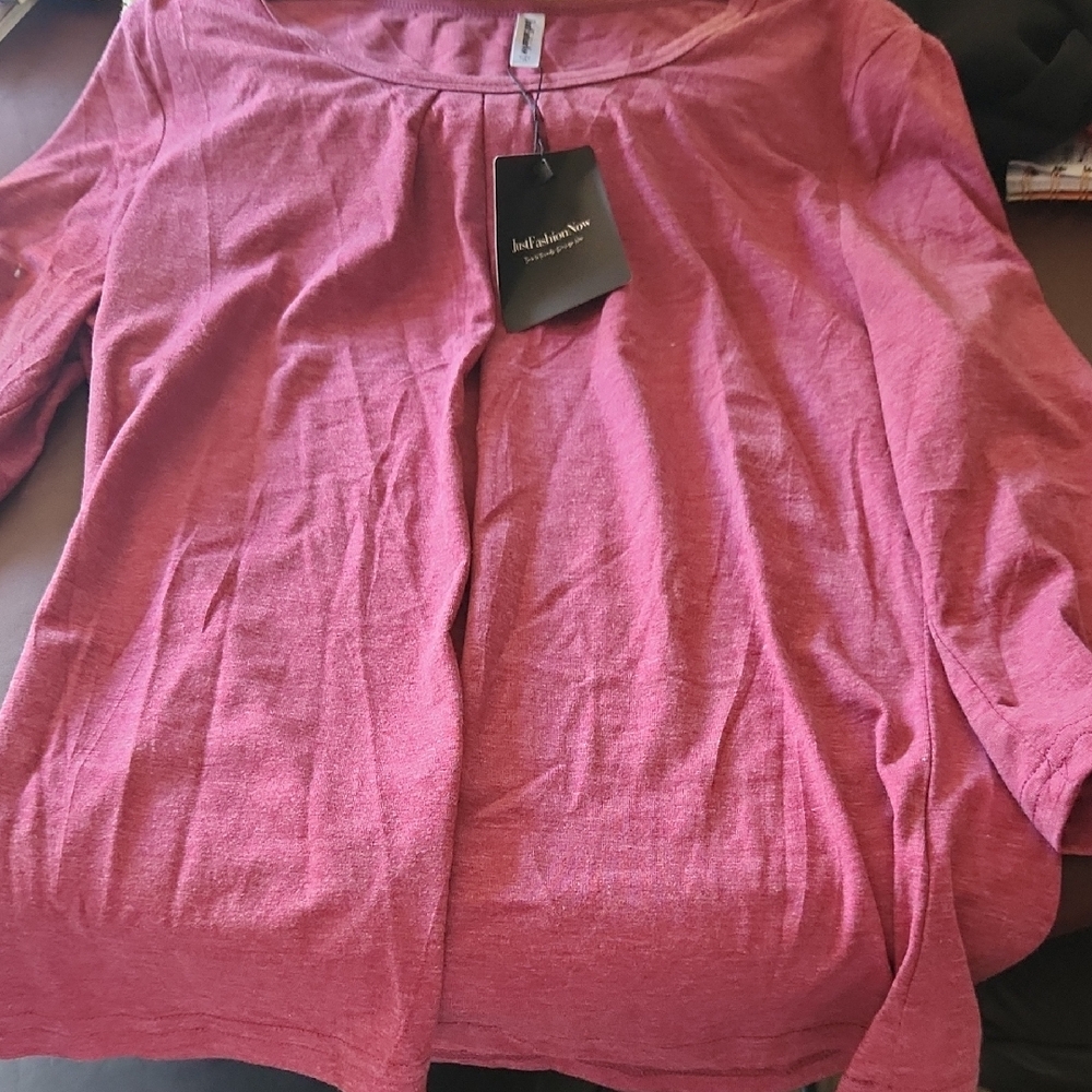 Just Fashion Now Women's Long Sleeve Rose Top